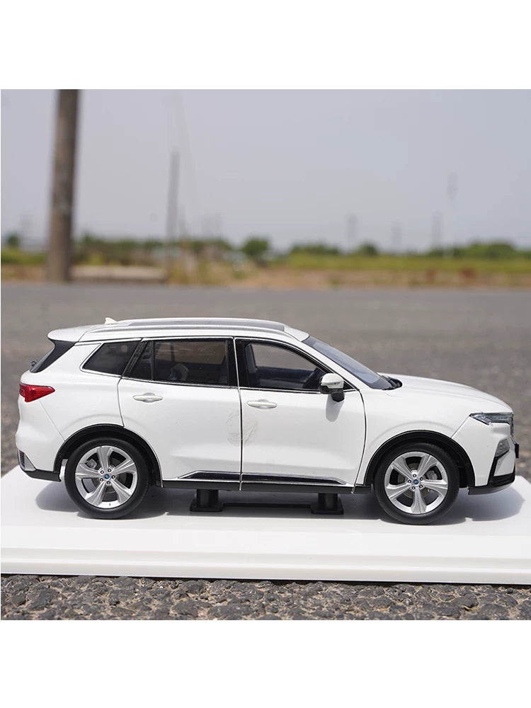 1:18 Ford Equator SUV diecast model