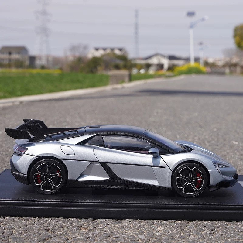 1:18 BYD Yangwang U9 Electric Supercar diecast model