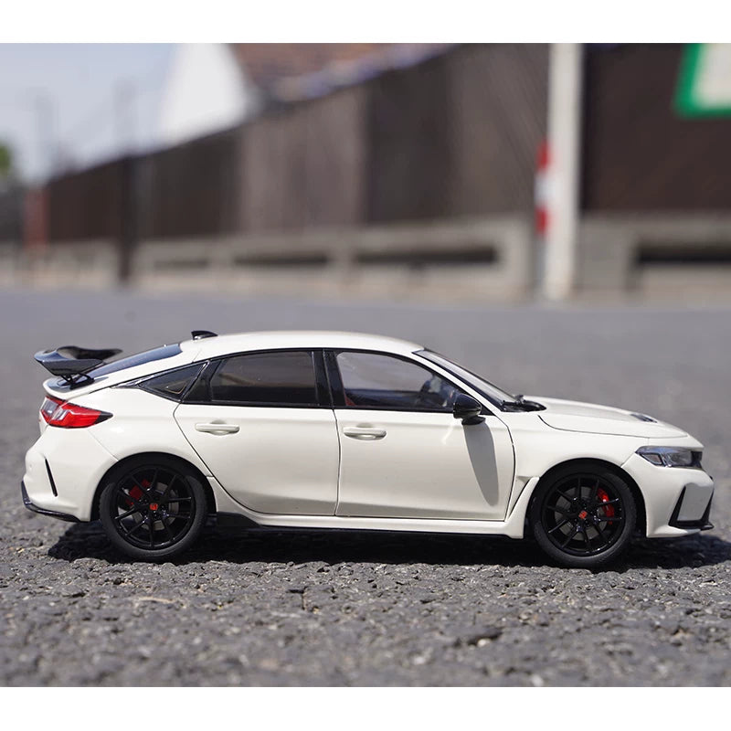 1:18 Honda Civic Type R FL5 diecast model