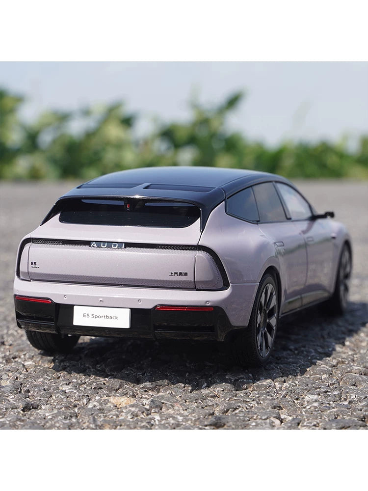 1:18 SAIC Audi E5 Sportback diecast model