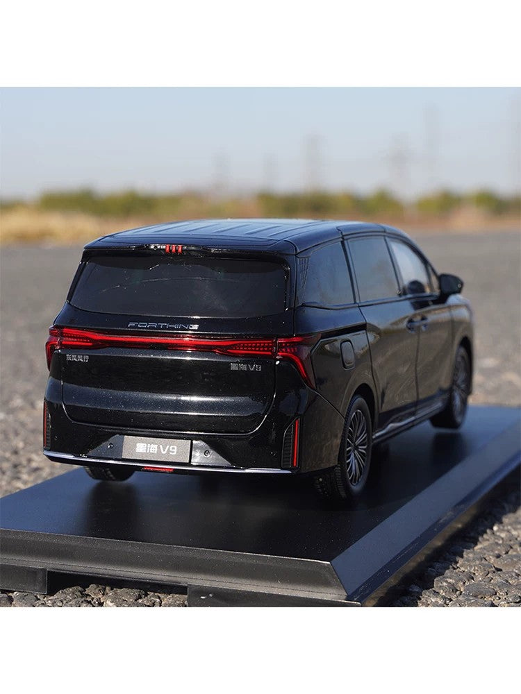 1:18 Forthing Xinghai V9 MPV diecast model
