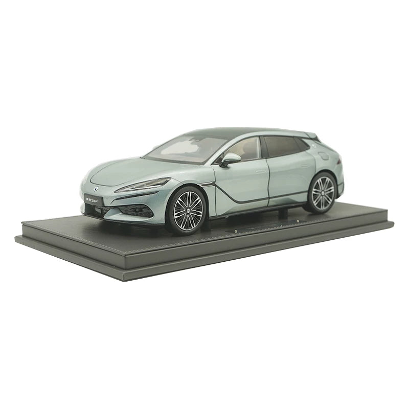 1:18 Denza Z9 GT diecast model