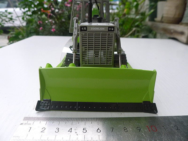 High quality 1:35 ZOOMLION ZD220-6 Realistic bulldozer miniature – Alloy Heavy Equipment Replica with Movable Blade & Ripper