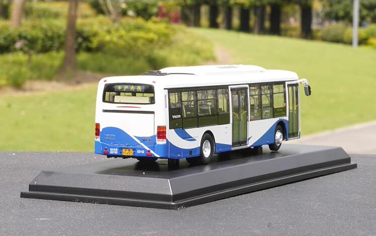 1:64 Shanghai Volvo Sunwin bus model low entrance city bus model for gift, collection