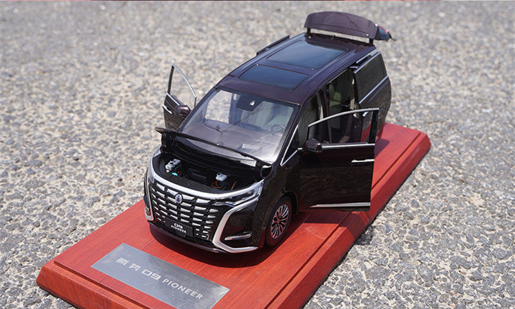 Original Factory 1:18 BYD Denza D9 Pioneer Diecast MPV Car Model for Collection, Display, Adult Birthday Gift
