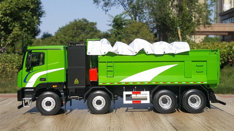Original factory 1:24 Foton Auman Zhilan New Energy Alloy Dump Truck Model for gifts, collection, display