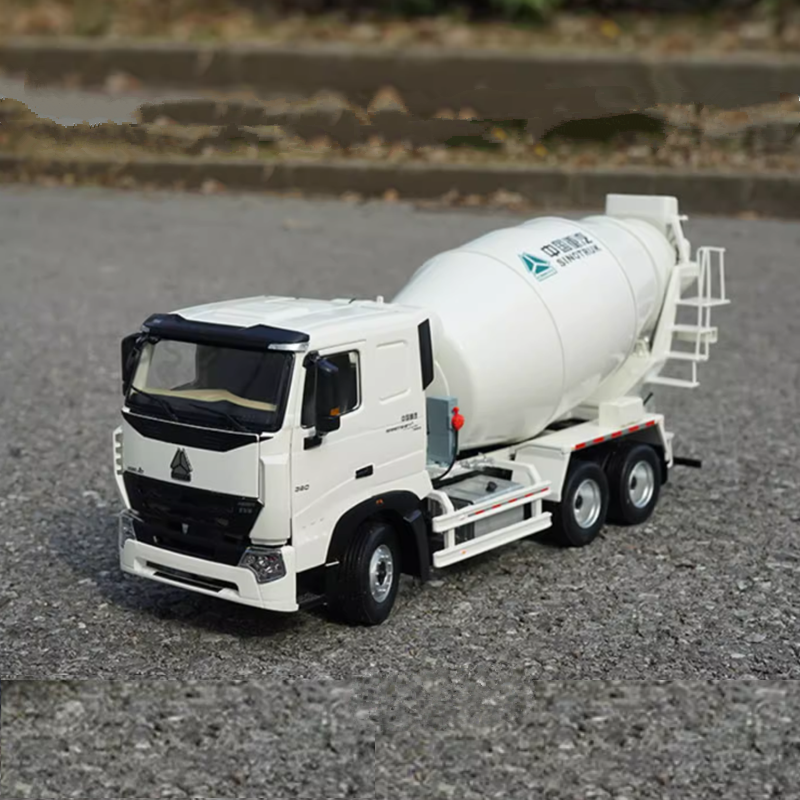 Authentic 1:24 Sinotruk HOWO A7 diecast concrete mixer truck models me ...