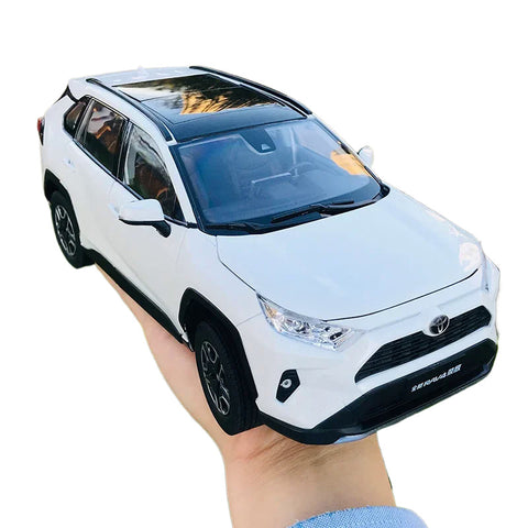 トヨタ新型RAV4 1/18スケール ダイキャスト2019 合金製 ミラノカーキ