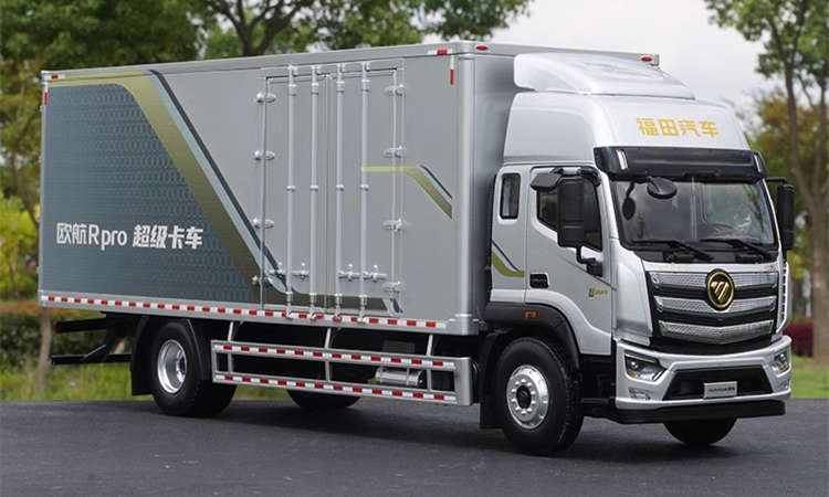 1:23 Scale Foton Auman Diecast Box Truck Model, alloy Heavy-Duty Logistics Cargo Truck miniature for gift, collection