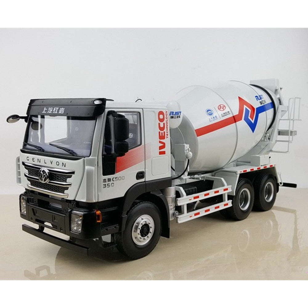 1:24 Iveco Truck Scale Diecast Model — Megamodel Collectible