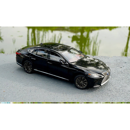 1:18 Lexus Scale Diecast Model — Megamodel Collectible
