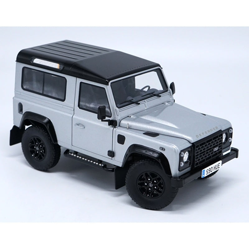 Land Rover 1:18Diecast Replica For Collectors | Megamodel