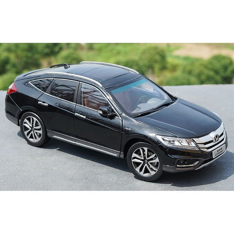1:18 Honda Scale Diecast Model — Megamodel Collectible