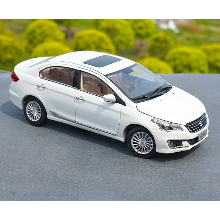 Original Factory Classic 1:18 Changan Suzuki Alivio SUV Diecast Car Model Qiyue Alivio Scale Toy Vehicle Model Diecast Mod…