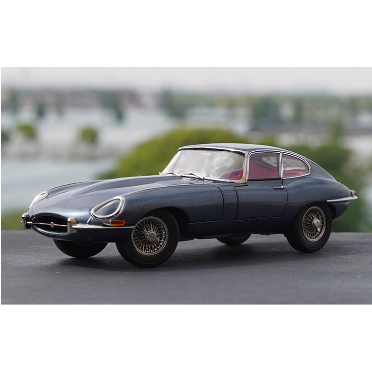 Classic 1:18 Kyosho Jaguar E-Type Diecast Car Model Alloy 60Th Anniversary Scale Car Miniature For Collection Diecast Mode…