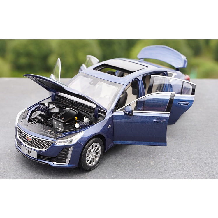 1:18 Cadillac Scale Diecast Model — Megamodel Collectible