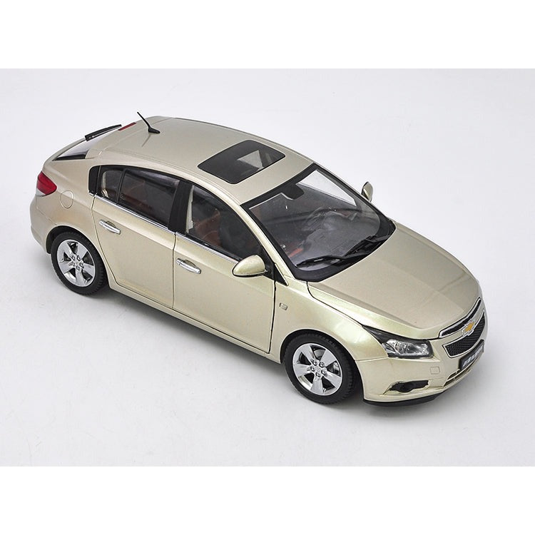 Chevrolet Hatchback 1:18Diecast Replica For Collectors | Megamodel