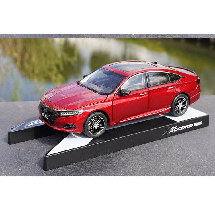 1:18 Honda Scale Diecast Model — Megamodel Collectible