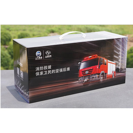 1:24 Iveco Truck Scale Diecast Model — Megamodel Collectible