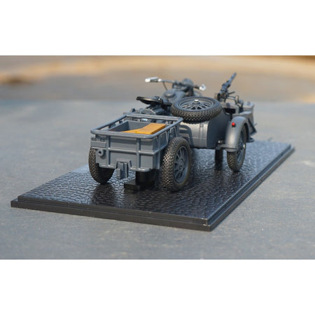 BMW Motorcycle 1:24Diecast Replica For Collectors | Megamodel