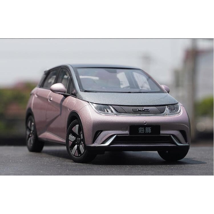 1:18 BYD Scale Diecast Model — Megamodel Collectible