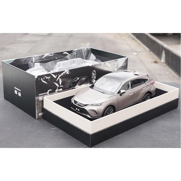 Toyota 1:18Diecast Replica For Collectors | Megamodel