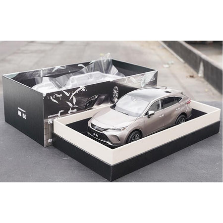 Toyota 1:18Diecast Replica For Collectors | Megamodel
