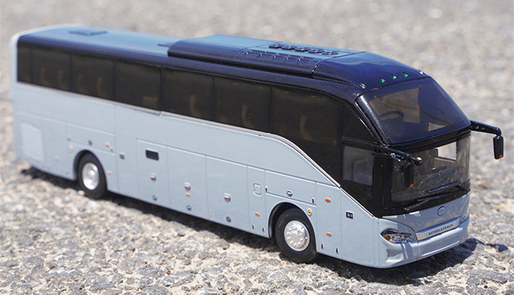 High quality 1:42 KMC Kayoola Coach Bus Model – Realistic African Long-Distance Tour Diecast transportation model