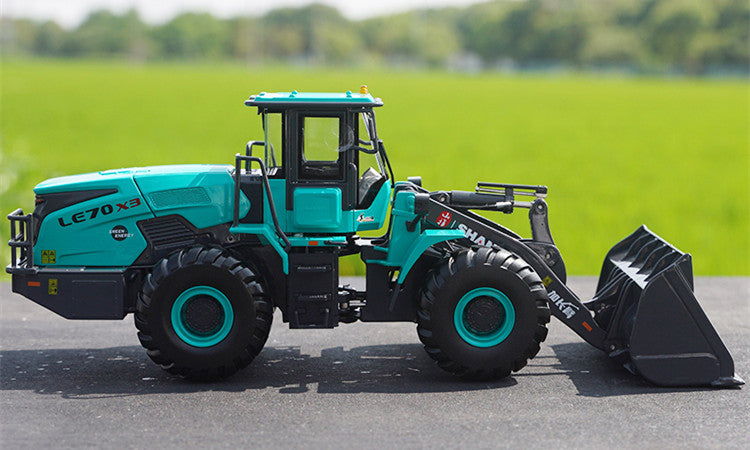 High quality collectiable 1:35 Scale Shantui LE70‑3X electric loader replica for promotional gifts