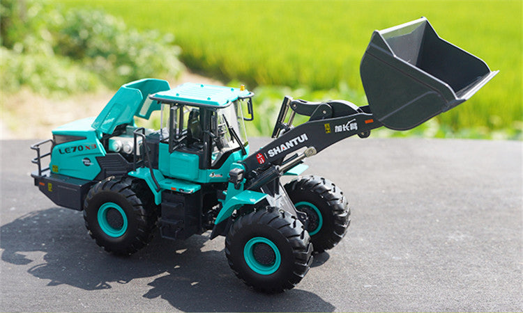 High quality collectiable 1:35 Scale Shantui LE70‑3X electric loader replica for promotional gifts