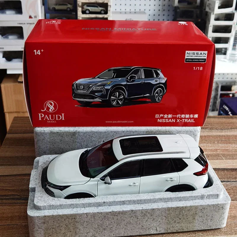 Authentic 1:18 Nissan X-Trail 2021 Alloy SUV CAR Model with Opening Doors & Detailed Interior