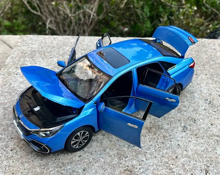 High Classic Authentic 1:18 Nissan Venucia D60EV Diecast Car Models with Alloy Body, Opening Doors, Interior Details for Gift