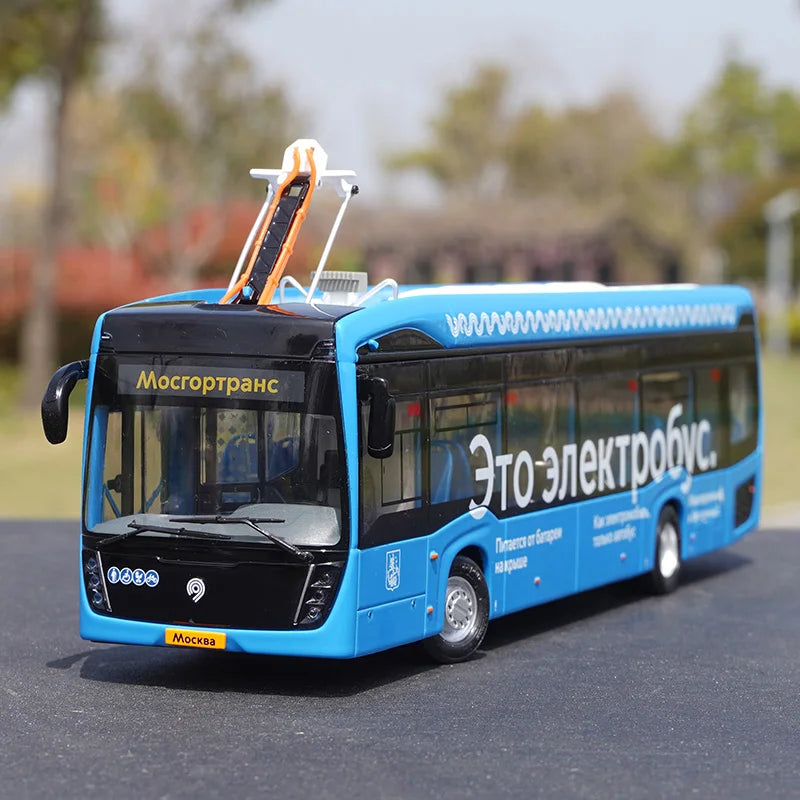 Original Factory 1:43 KAMAZ Electric Bus Model – Russian Diecast Alloy Bus Miniature with Light Functions