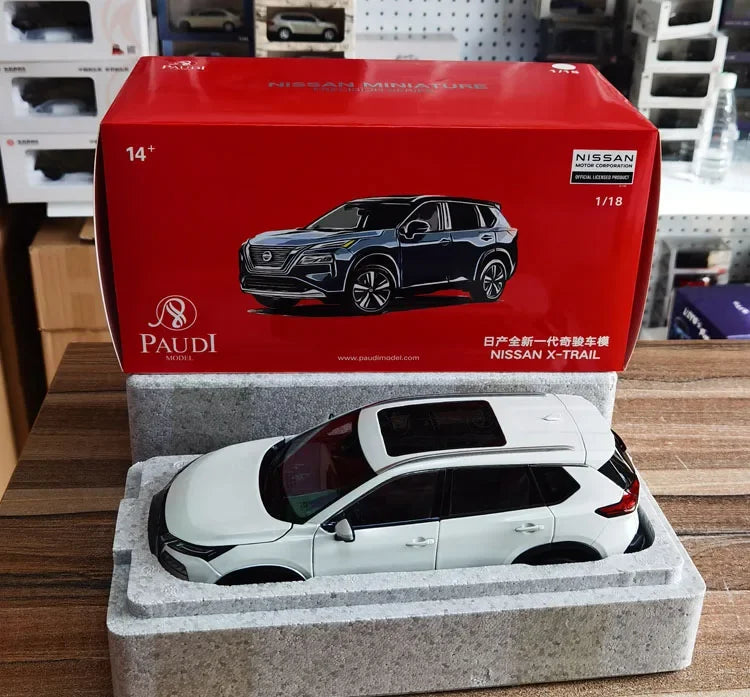 Authentic 1:18 Nissan X-Trail 2021 Alloy SUV CAR Model with Opening Doors & Detailed Interior