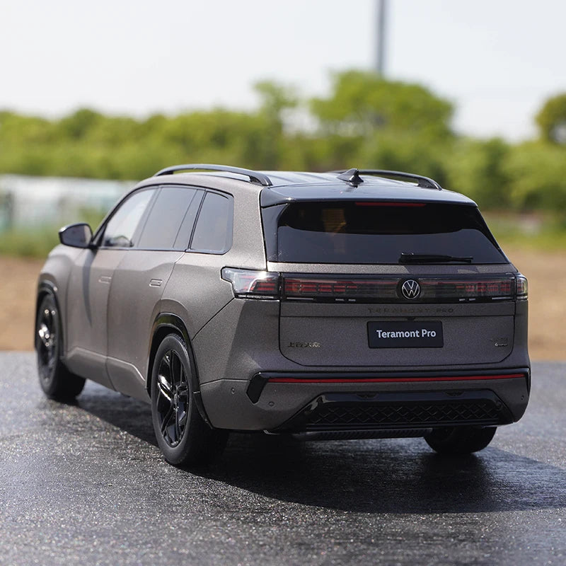 1:18 VW Teramont Pro SUV Alloy Car Model Diecast Metal Off-road Vehicle Car Model Simulation Collection Kids Toy Gift Decoration