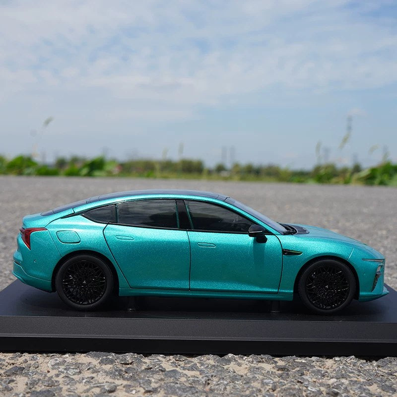 1:18 Neta S Diecast Model Car – Alloy Sedan Replica, Midnight Black