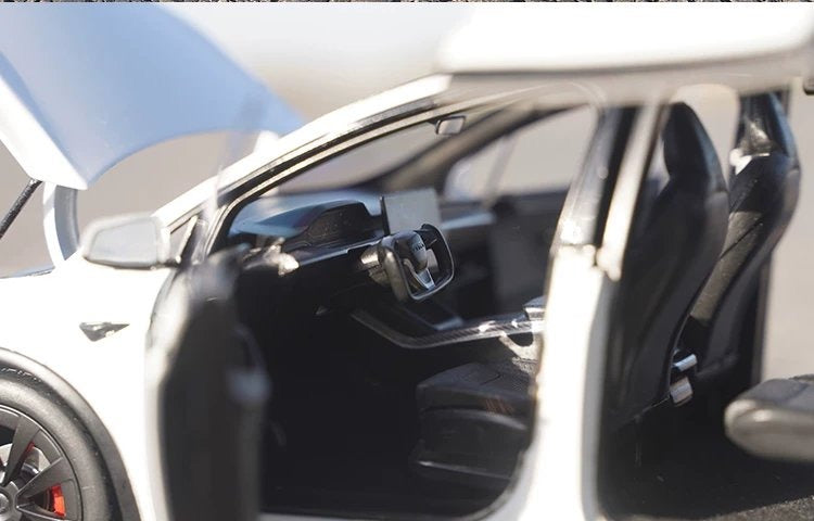1:18 Tesla Model X Electric SUV diecast model