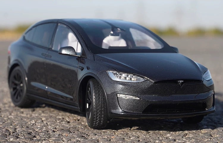 1:18 Tesla Model X Electric SUV diecast model