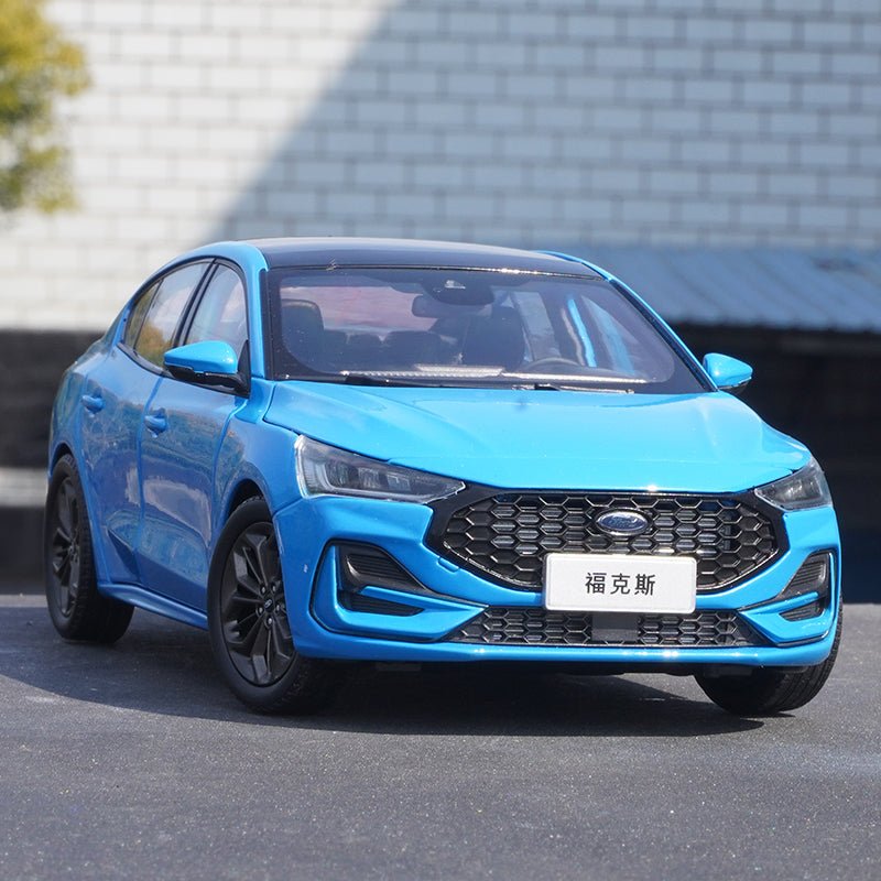 Original factory 1:18 Changan FORD FOCUS 2022 brand new alloy simulation car model for gift
