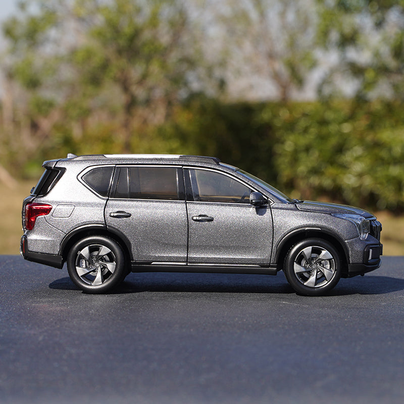 Original factory 1:24 GAC Trumpchi GS8S Trumpchi 2021 diecast off-road car alloy miniature model for gift, toys