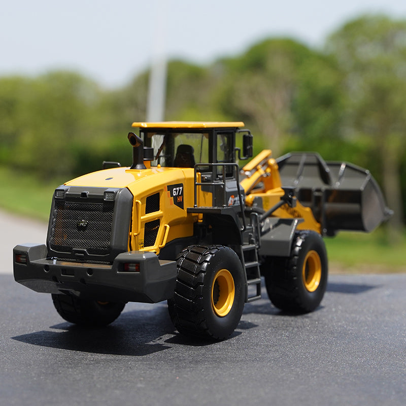 1:35 Scale ENSIGN Yingxuan YX677HV Diecast Wheel Loader Scale Model – Heavy Alloy Construction Vehicle with Functional Bucket & Steering