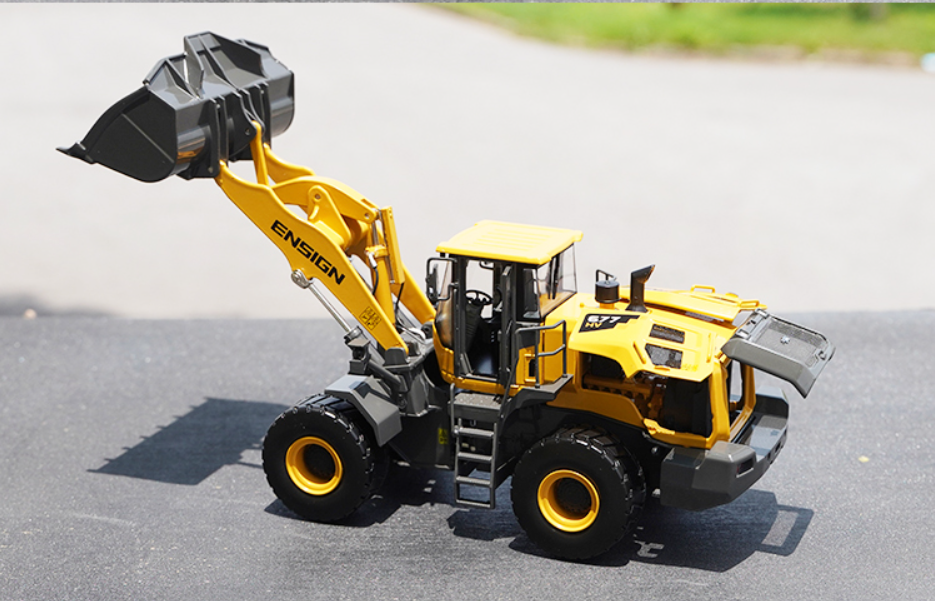 1:35 Scale ENSIGN Yingxuan YX677HV Diecast Wheel Loader Scale Model – Heavy Alloy Construction Vehicle with Functional Bucket & Steering