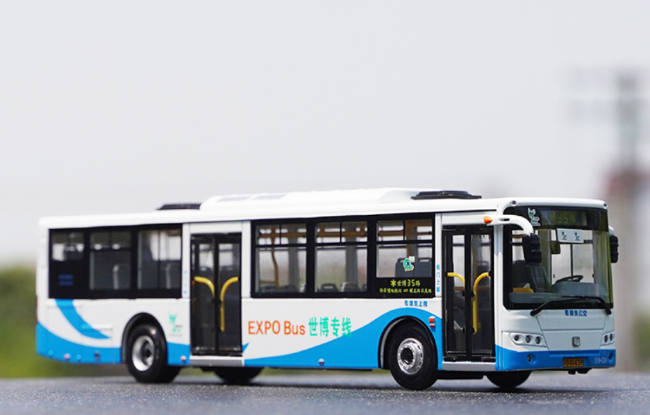 Original factory 1:42 Shanghai Sunwin 6116HG Shanghai city bus model, Alloy Diecast Model for gift