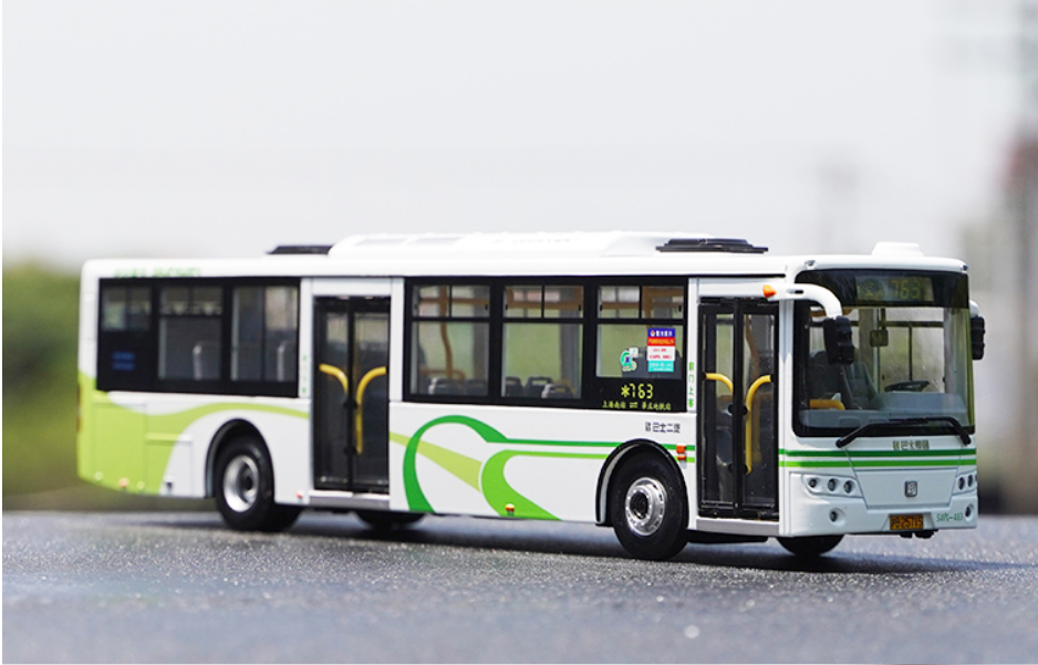 Original factory 1:42 Shanghai Sunwin 6116HG Shanghai city bus model, Alloy Diecast Model for gift