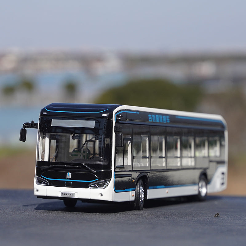 Original factory 1:43 Geely C12E pure electric 12-meter diecast city bus model alloy passenger bus model