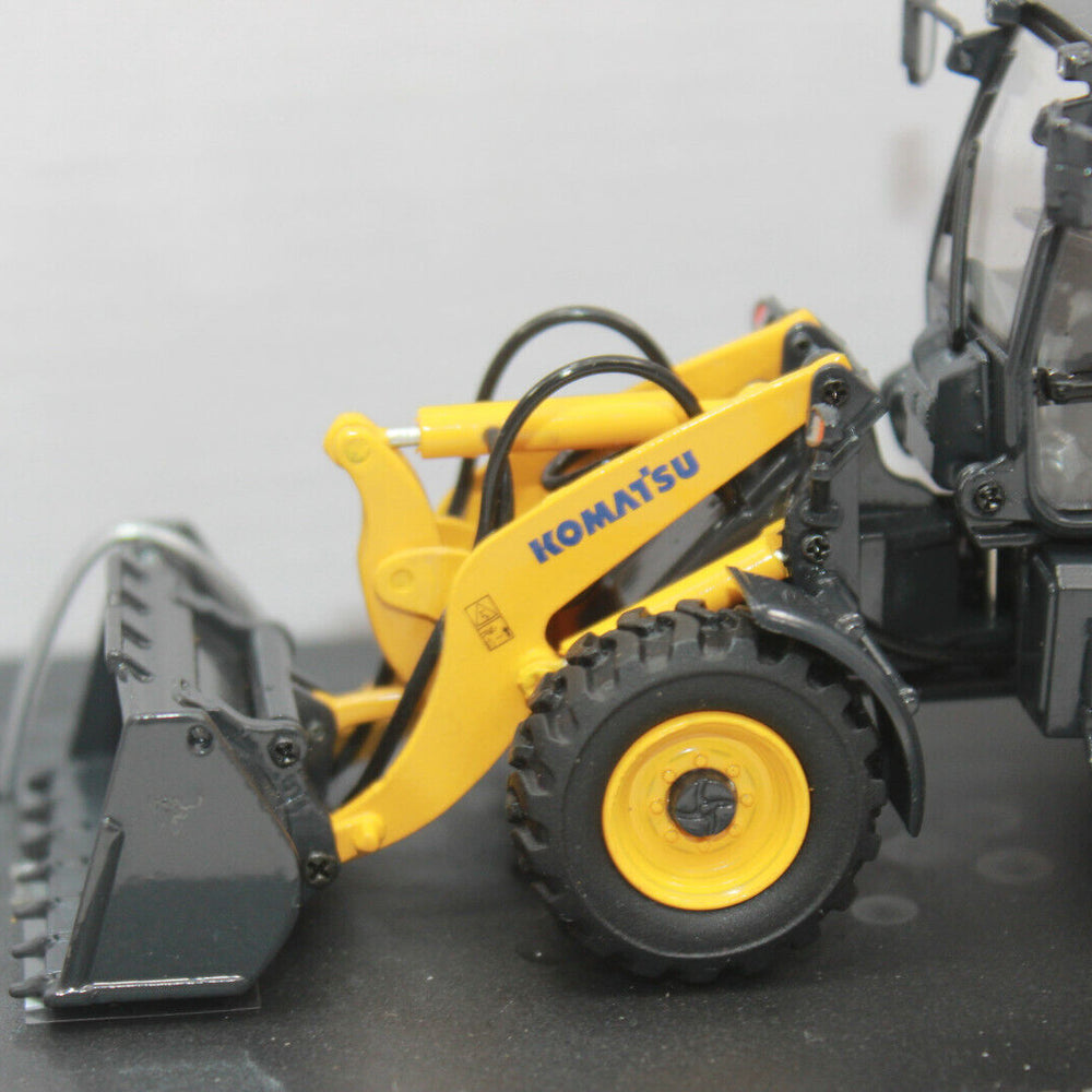 UH8145 1:50 Komatsu WA100M-8 Diecast scale wheel loader model forklift engineering universal Hobbies alloy model