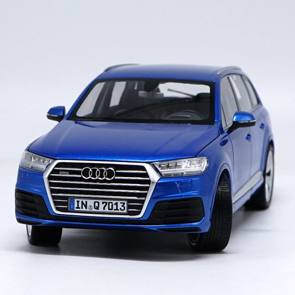 1:18 Audi SUV Diecast Model | Megamodel