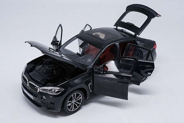 Blue / Black / White / Red 1:18 Scale Diecast BMW X6M X6 M Model 2016 Version