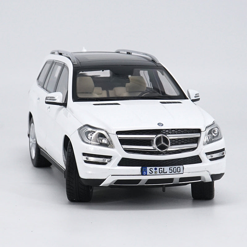 Original factory authentic 1:18 Benz GLS500 BENZ S-CLASS GL500 diecast metal car model with small gift