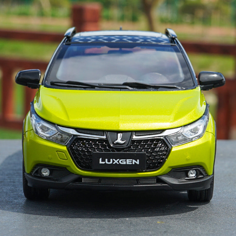 1:18 Dealer Edition 2019 Luxgen U5 SUV Diecast Model with small gift